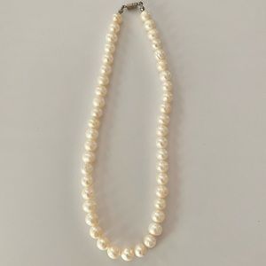 Vintage Fresh Water Pearl Necklace